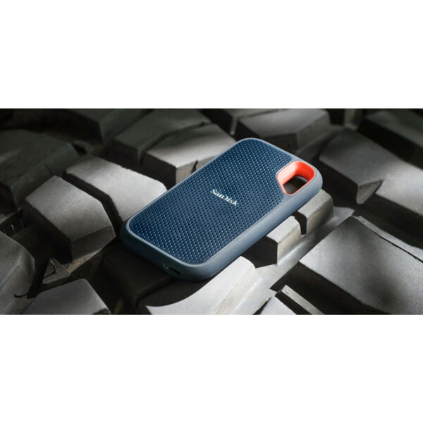 SanDisk 2TB Extreme Portable SSD, USB-C USB 3.2 Gen 2, External NVMe Solid State Drive, up to 1050 MB/s, IP65 rated for dust and water resistance - Image 7